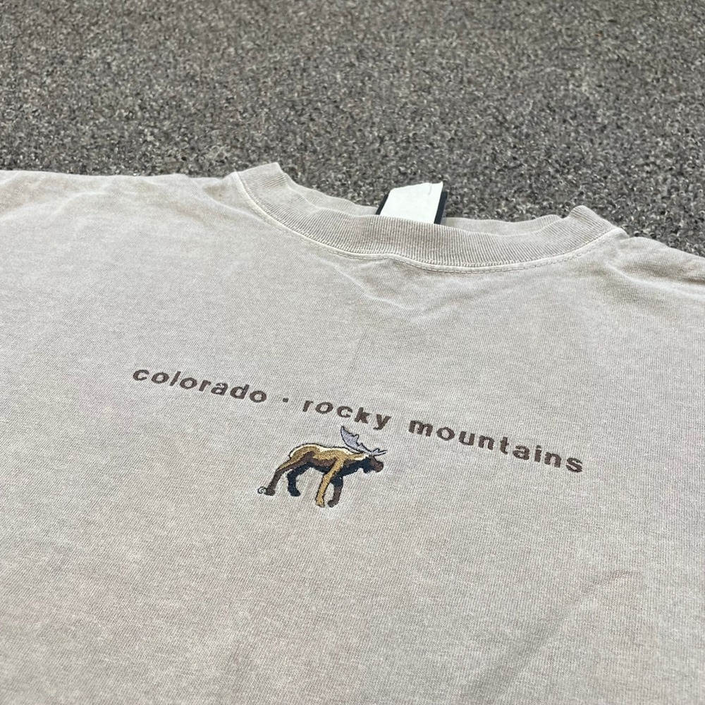 Vintage Sansegal Colorado Rocky Mountains Moose T-Shirt Tan Large Embroidered
